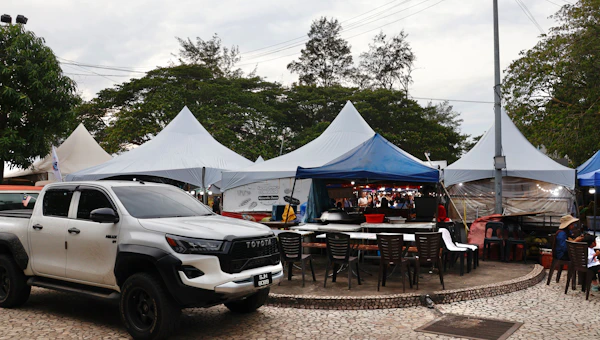 Live street food cooking station at a corporate event